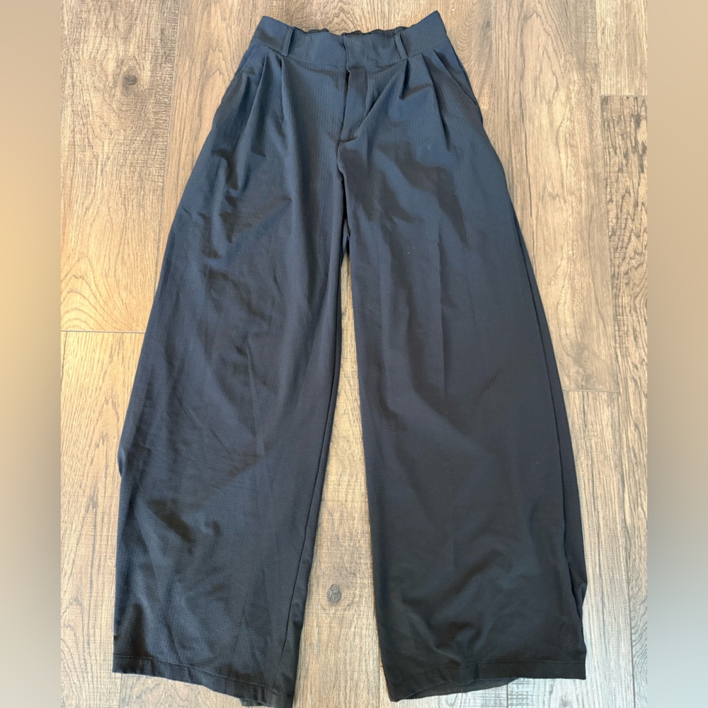 Women’s Black Pants